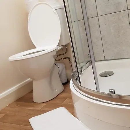 Tuii Appart, Flat 1 Dewsbury Road *